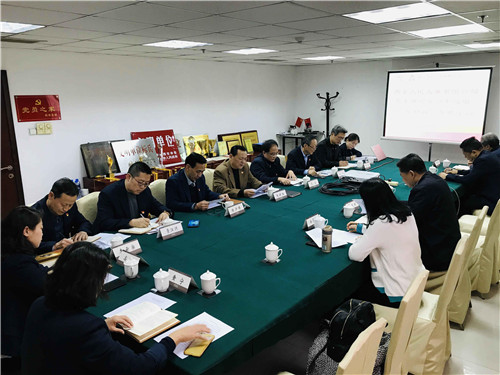 集團公司副總經理王曉明對人民大廈黨委理論學習中心組進
